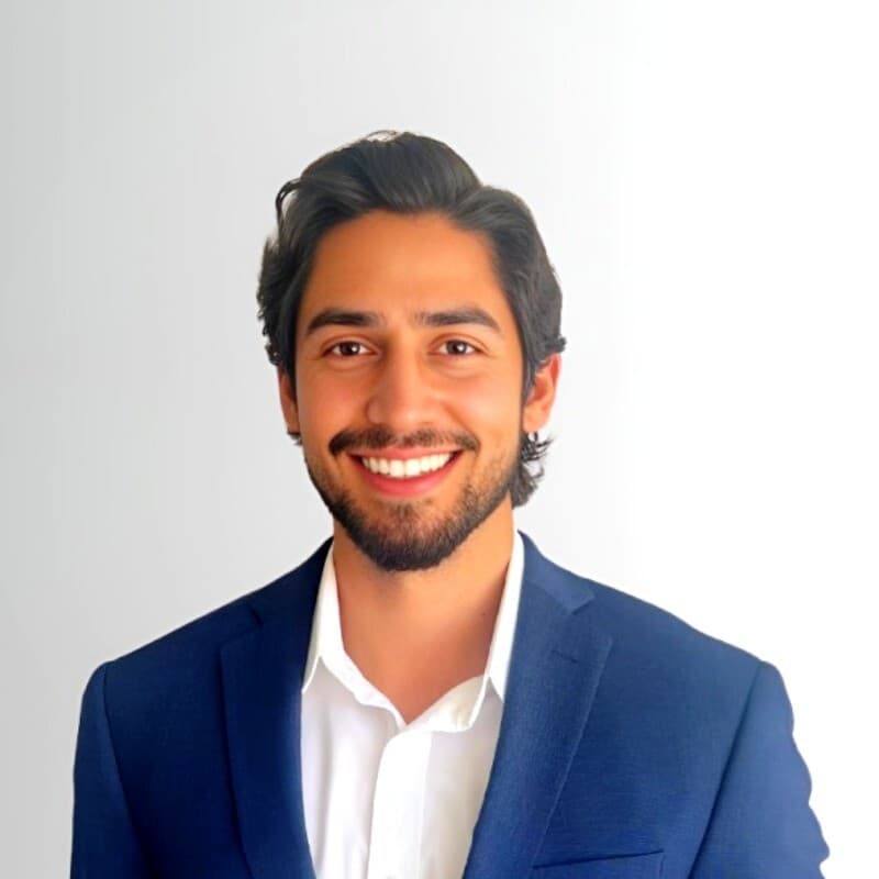 Portrait of Ricky Hernandez, Co-Founder at Fynso